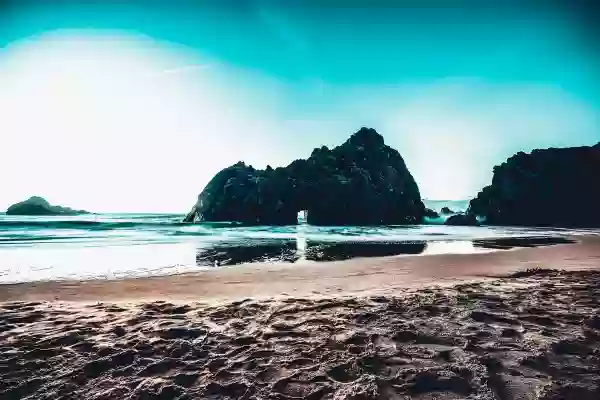 Foto de natureza ilustrativa do versículo da Bíblia: Mateus 12:12 - Ora, quanto mais vale um homem do que uma ovelha? Portanto, é lícito fazer o bem nos sábados.