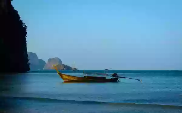 Foto de natureza ilustrativa do versículo da Bíblia: Mateus 10:35 - Porque eu vim colocar um homem em dissensão contra seu pai, a filha contra sua mãe, e a nora contra sua sogra.