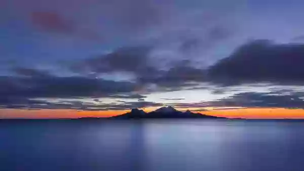 Foto de natureza ilustrativa do versículo da Bíblia: Mateus 11:21 - Ai de ti, Corazim! Ai de ti, Betsaida! Porque, se em Tiro e em Sidom, fossem feitos os milagres que em vós se fizeram, elas teriam há muito se arrependido com saco e com cinzas.